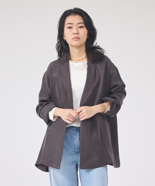 Rouge vif（ルージュヴィフ）の「【セットアップ対応】キュプラフィブリルダブルジャケット（テーラードジャケット・レディース・グレー/グレイッシュベージュ・フリー）」の10枚目の写真