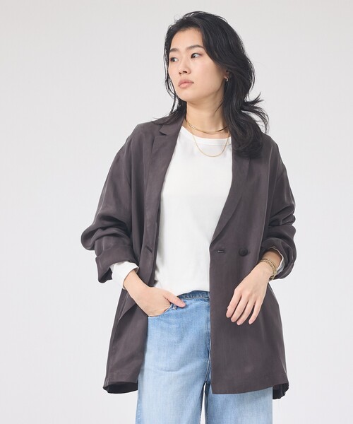 Rouge vif（ルージュヴィフ）の「【セットアップ対応】キュプラフィブリルダブルジャケット（テーラードジャケット・レディース・グレー/グレイッシュベージュ・フリー）」の11枚目の写真