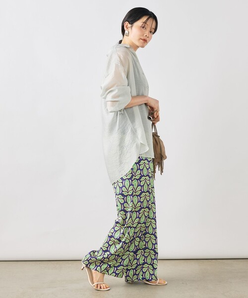 NOLLEY’S(ノーリーズ)の「ウォッシャブルバティックプリントイージーパンツ(その他パンツ・レディース・グリーン系その他4・38/36)」の6枚目の写真