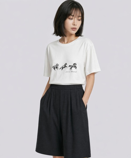 LEPSIM(レプシィム)の「HorseプリントT 668101(Tシャツ/カットソー・レディース・アイボリー/チャコールグレー/オフホワイト・FREE)」の12枚目の写真
