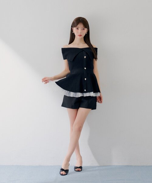 Chico(チコ)の「【SALON by Chico】オフショルレイヤードペプラムニット(ニット/セーター・レディース・ピンク/アイボリー/ブラック・FREE)」の8枚目の写真