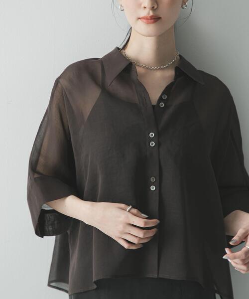 URBAN RESEARCH(アーバンリサーチ)の「ハーフスリーブシアーショートシャツ(シャツ/ブラウス・レディース・グレー系その他/ブラウン系その他/ブラウン・FREE)」の3枚目の写真