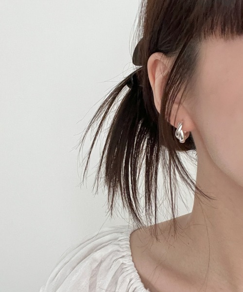 GIUNON(ジウノン)の「nickel free twist pierce / ニッケルフリーツイストピアス(ピアス(両耳用)・レディース・シルバー/ゴールド・FREE)」の12枚目の写真