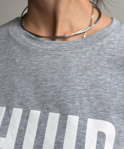 DouDou(ドゥドゥ)の「【WEB限定】サイドドロストロゴTEE(Tシャツ/カットソー・レディース・ブラック/オフホワイト/グレー・FREE)」の17枚目の写真