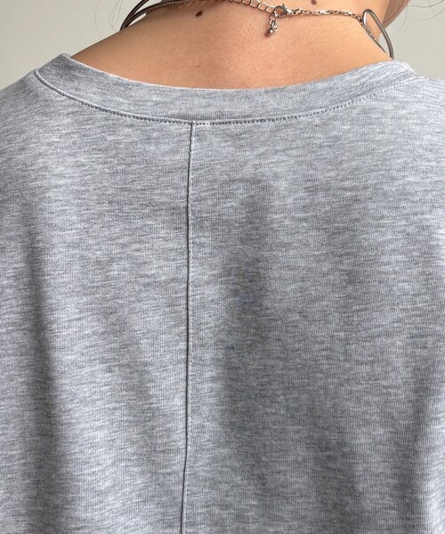 DouDou(ドゥドゥ)の「【WEB限定】サイドドロストロゴTEE(Tシャツ/カットソー・レディース・ブラック/オフホワイト/グレー・FREE)」の18枚目の写真