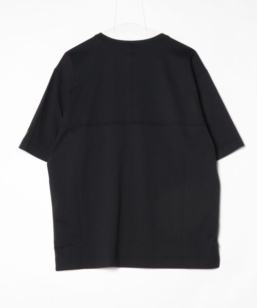 NEW BALANCE(ニューバランス)の「ファンクショナルリラックスドフィットショートスリーブTシャツ(Tシャツ/カットソー・メンズ・ダークグリーン/ブラック・XX-LARGE/X-LARGE/LARGE/MEDIUM/SMALL)」の17枚目の写真