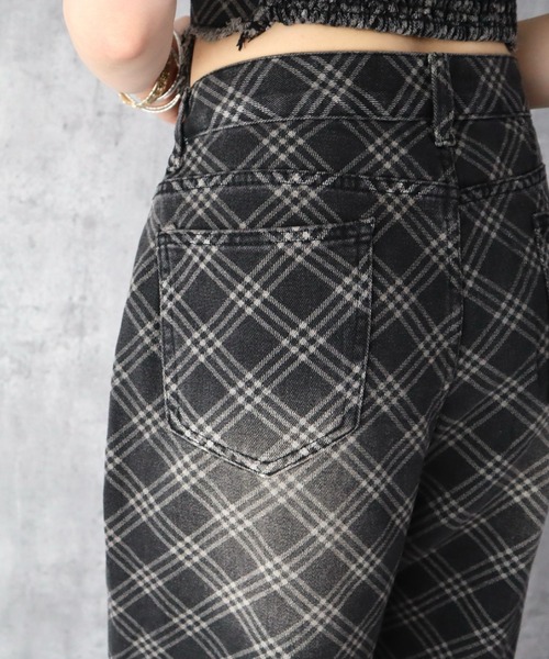 CECIL McBEE(セシルマクビー)の「クラッシュデニムベアトップセットアップ(ワンピース・レディース・ブラック/ブラック系その他・SMALL)」の11枚目の写真