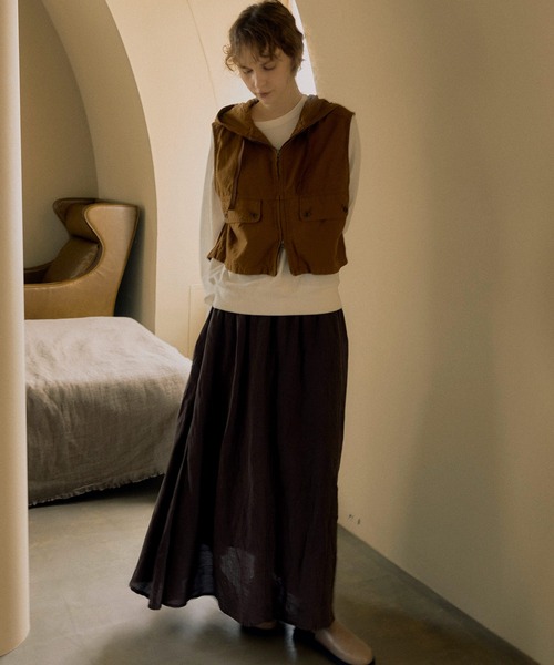 RNA-N(アールエヌエーエヌ)の「G1110 フレンチリネンサイドデザインスカート(スカート・レディース・ダークブラウン/ブラック/ボルドー・FREE)」の3枚目の写真