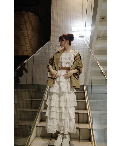 MISTREASS(ミストレアス)の「Luxe Cotton Lace Tiered Set-Up(セットアップ・レディース・ネイビー/ホワイト・FREE)」の2枚目の写真