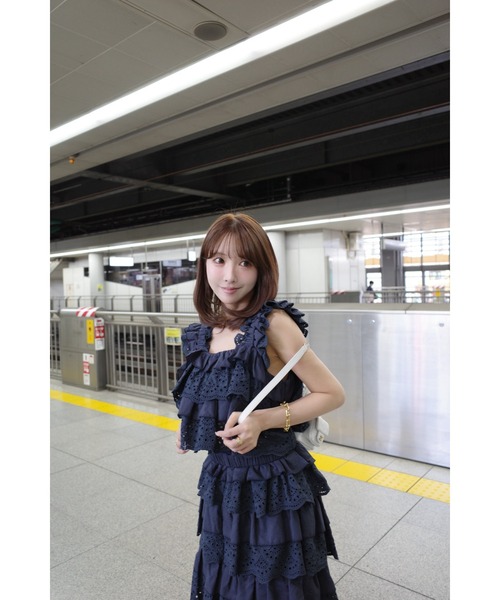 MISTREASS(ミストレアス)の「Luxe Cotton Lace Tiered Set-Up(セットアップ・レディース・ネイビー/ホワイト・FREE)」の8枚目の写真