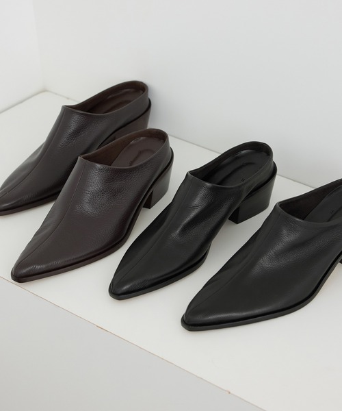SALON adam et rope'(サロン アダム エ ロペ)の「【W S(ドゥーブル)】ミドルヒールレザーミュール(その他シューズ・レディース・ダークブラウン/ブラック・37/36/38)」の5枚目の写真