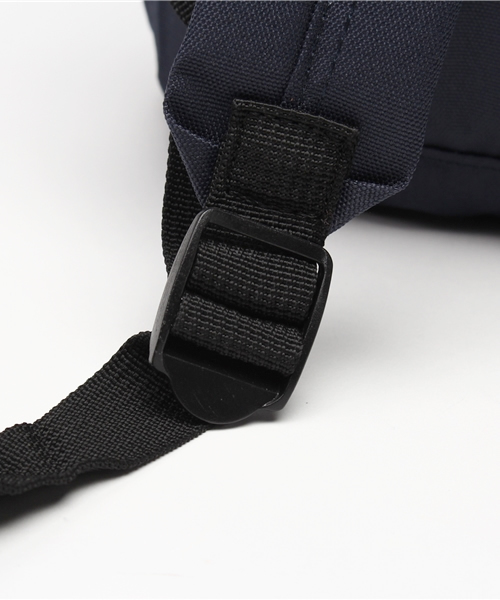 archives（アルシーヴ）の「ポリキャンバスリュックFN（バックパック/リュック・レディース・ブラック/ネイビー・MEDIUM）」の11枚目の写真