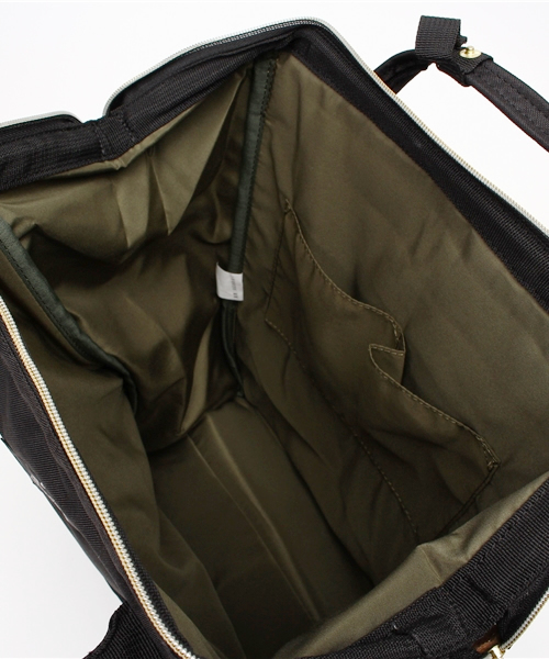 archives（アルシーヴ）の「ポリキャンバスリュックFN（バックパック/リュック・レディース・ブラック/ネイビー・MEDIUM）」の13枚目の写真