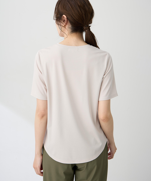 A/C DESIGN BY ALPHA CUBIC(エーシーデザインバイアルファキュービック)の「モチーフプリントTシャツ【ひやツヤ・UVカット・接触冷感・大きいサイズあり】(Tシャツ/カットソー・レディース・ライトグレー/ブラウン・M/L/LL/3L)」の5枚目の写真
