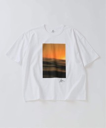 EDIFICE | 《追加》THOMAS LODIN(トーマス ロディン) 別注 フォト プリント Tシャツ(Tシャツ/カットソー)