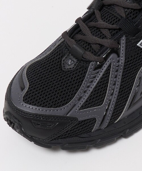 NEW BALANCE(ニューバランス)の「<New Balance>1906R 9L0 スニーカー(スニーカー・メンズ・ブラック・26cm/26.5cm/28cm/27.5cm/27cm)」の2枚目の写真
