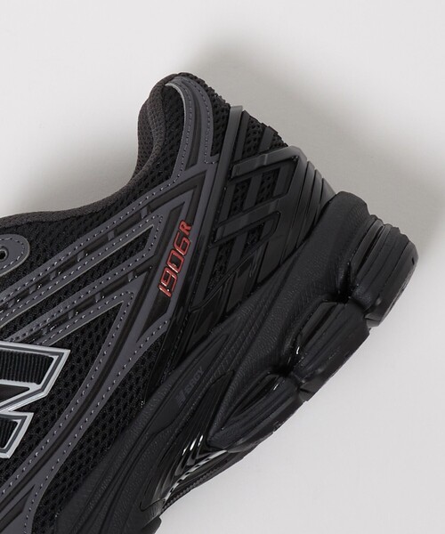 NEW BALANCE(ニューバランス)の「<New Balance>1906R 9L0 スニーカー(スニーカー・メンズ・ブラック・26cm/26.5cm/28cm/27.5cm/27cm)」の3枚目の写真