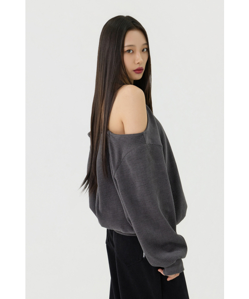 VADEFY(ヴァデファイ)の「カットアウトホルターネックスウェットロングTシャツ、チャコール(Tシャツ/カットソー・レディース・その他・ONE SIZE)」の5枚目の写真