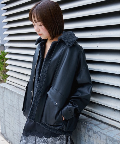 MIESROHE(ミースロエ)の「【洗える】ワイドカラーボアベスト(その他アウター・レディース・チャコールグレー/ホワイト・1/0)」の10枚目の写真