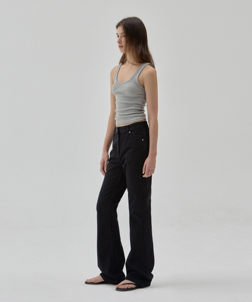 RYUL+WAI（リュルアンドワイ）の「デニムロングフレアジーンズブラックS6（デニムパンツ・レディース・その他・SMALL/MEDIUM）」の3枚目の写真
