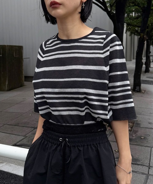 Ameri(アメリ)の「REVERSIBLE SHEER BORDER KNIT TOP(ニット/セーター・レディース・ブラック/サックスブルー・FREE)」の1枚目の写真