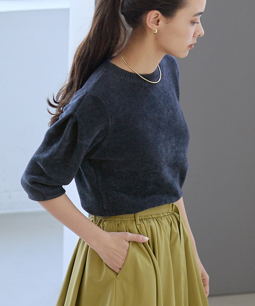 La TOTALITE(ラトータリテ)の「【洗える】ベロアコンシャスニット(ニット/セーター・レディース・ベージュ/ネイビー/ブラック・FREE)」の3枚目の写真