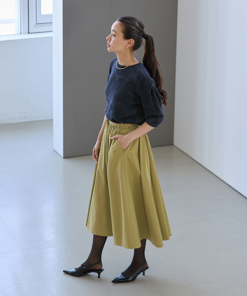 La TOTALITE(ラトータリテ)の「【洗える】ベロアコンシャスニット(ニット/セーター・レディース・ベージュ/ネイビー/ブラック・FREE)」の14枚目の写真