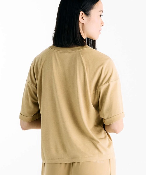 NEW BALANCE(ニューバランス)の「New Balance ニューバランス NBロゴTシャツ(Tシャツ/カットソー・レディース・ダークグレー/ブラウン/スモークピンク・S/XL/L/M)」の4枚目の写真