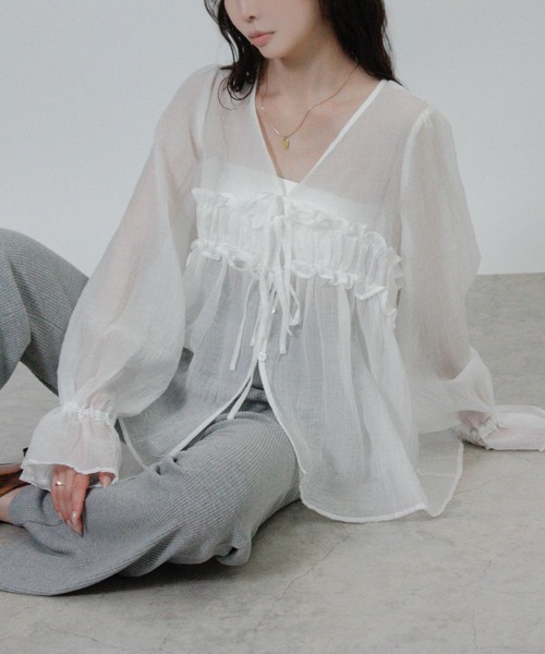 NYLAUS(ナイラス)の「【SG】フロントリボン フリルシアーシャツ シアーカーディガン 長袖(シャツ/ブラウス・レディース・ブラック/オフホワイト/ピンク・M)」の4枚目の写真