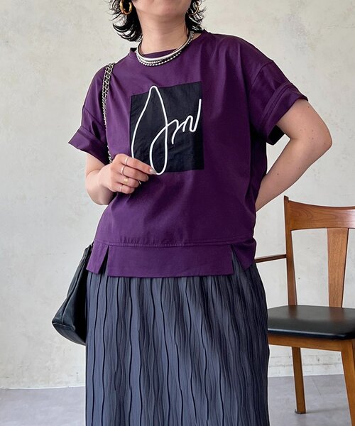 un dix cors(アンディコール)の「ART柄TEE(Tシャツ/カットソー・レディース・グレー/パープル/ブラック/ホワイト・FREE)」の1枚目の写真