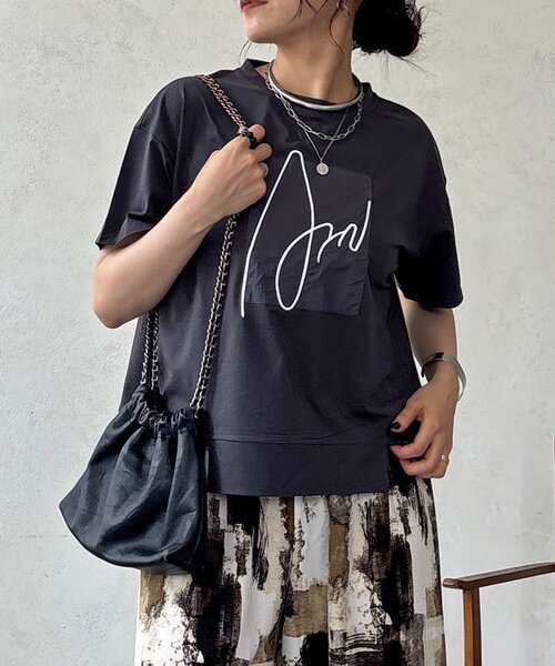 un dix cors(アンディコール)の「ART柄TEE(Tシャツ/カットソー・レディース・グレー/パープル/ブラック/ホワイト・FREE)」の4枚目の写真