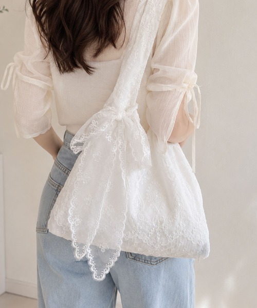 folka(フォルカ)の「7D55-IT フラワー刺繍レーストートバッグ(トートバッグ・レディース・ホワイト・ONESIZE)」の8枚目の写真