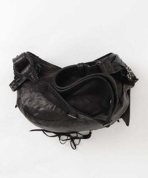 KMRii(ケムリ)の「KMRii/ケムリ/KB-Shoulder Scarface 02(ショルダーバッグ・メンズ・ブラック・F)」の2枚目の写真