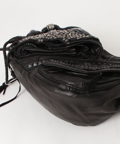 KMRii(ケムリ)の「KMRii/ケムリ/KB-Shoulder Scarface 02(ショルダーバッグ・メンズ・ブラック・F)」の3枚目の写真