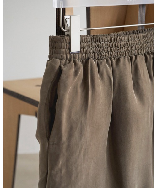 anuke(アンヌーク)の「Padding Mini Skirt(スカート・レディース・ブラック/ブラウン・36inch/38inch)」の10枚目の写真