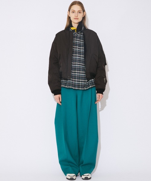 beautiful people(ビューティフルピープル)の「PERTEX twill reversible MA-1 blouson(MA-1・レディース・ブラック/ブラウン・40/36/38)」の6枚目の写真
