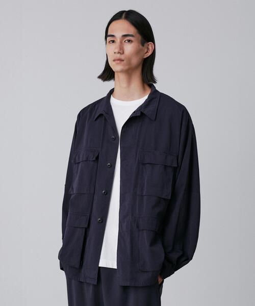 Y(ワイ)の「Y / ORGANIC COTTON HIGH DENSITY SATIN BLOUSON(ブルゾン・メンズ・ネイビー/ホワイト・LARGE/MEDIUM/SMALL)」の1枚目の写真