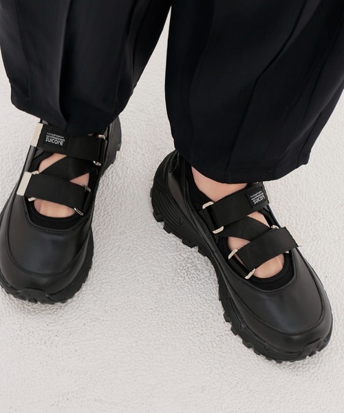 ODAKHA(オダカ)の「【ODAKHA/オダカ×SUICOKE/スイコック】レースアップスニーカー(スニーカー・レディース・ブラック・05)」の3枚目の写真
