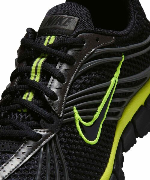 NIKE(ナイキ)の「ナイキ ズーム スカイロン 11 シューズ / Nike Zoom Skylon 11 Shoes IU1869-003 Black(スニーカー・メンズ・ブラック・26/25.5)」の7枚目の写真