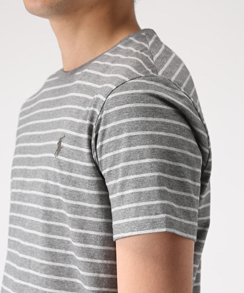 POLO RALPH LAUREN（ポロ ラルフ ローレン）の「カスタムフィット ストライプド Tシャツ（Tシャツ/カットソー・メンズ・ライトブルー/ネイビー/グレー/ブラック系その他・MEDIUM/XX-LARGE/X-LARGE/X-SMALL/LARGE/SMALL）」の8枚目の写真