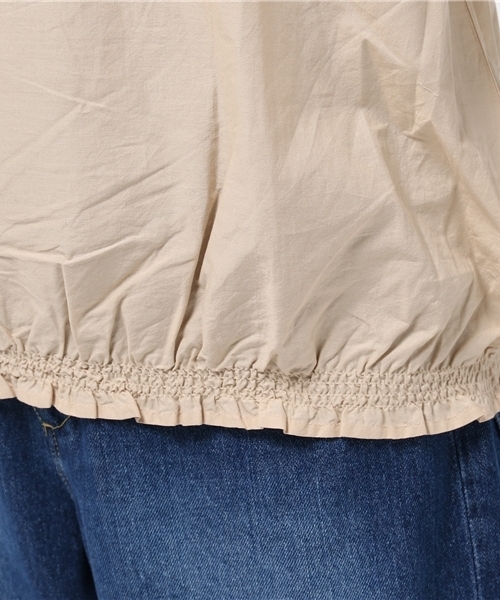 Live in comfort（リブインコンフォート）の「リブ　イン　コンフォート　コットン素材が心地よい華やか刺しゅうの大人プルオーバー　　（シャツ/ブラウス・レディース・ベージュ/キャメル/ネイビー・LARGE/X-LARGE/XX-LARGE/MEDIUM/SMALL）」の6枚目の写真