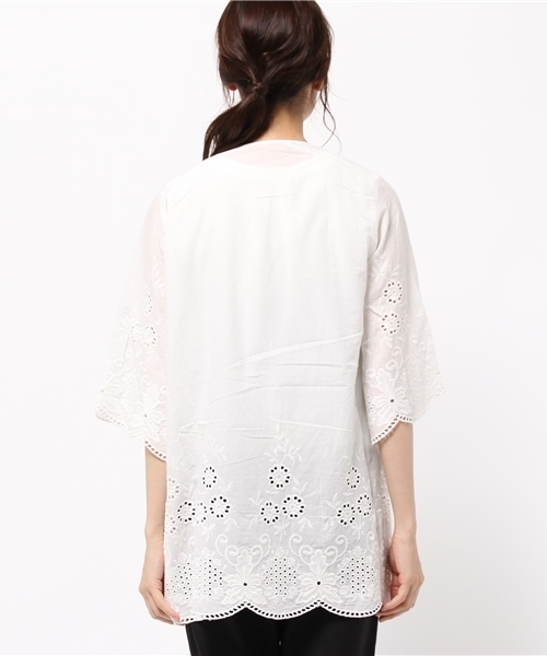 SLY(スライ)の「CUT WORK LACE GOWN(カーディガン/ボレロ・レディース・ブラック/ベージュ/オフホワイト・FREE)」の6枚目の写真