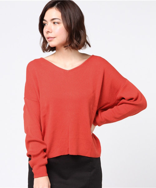 archives（アルシーヴ）の「BACKねじりVネックプルオーバー（ニット/セーター・レディース・イエロー/オフホワイト/グレー/レッド・MEDIUM）」の4枚目の写真