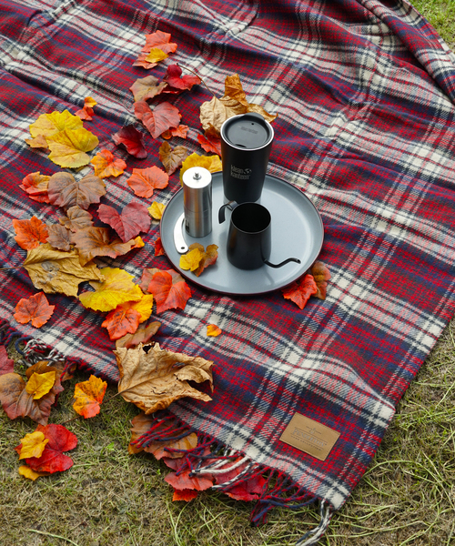 PENDLETON（ペンドルトン）の「PENDLETON ペンドルトン モーターローブ With レザーキャリア ZC333（ブランケット・レディース・グレー系その他/ブルー系その他/レッド系その他/グレー系その他2/グレー系その他3/レッド系その他2/グリーン系その他/イエロー系その他/B/D/C/A/G/E/F/K/L/H/I/J/M/P/Q/O/N・FREE）」の8枚目の写真