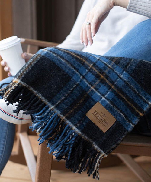 PENDLETON（ペンドルトン）の「PENDLETON ペンドルトン モーターローブ With レザーキャリア ZC333（ブランケット・レディース・グレー系その他/ブルー系その他/レッド系その他/グレー系その他2/グレー系その他3/レッド系その他2/グリーン系その他/イエロー系その他/B/D/C/A/G/E/F/K/L/H/I/J/M/P/Q/O/N・FREE）」の11枚目の写真