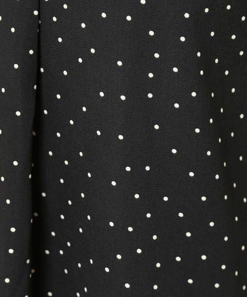 ROPE' PICNIC（ロペピクニック）の「ドットプリントVネックブラウス（シャツ/ブラウス・レディース・ブラック・36/38）」の10枚目の写真