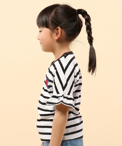 Champion(チャンピオン)の「【Champion】フレアスリーブ刺繍Tシャツ(Tシャツ/カットソー・キッズ・グレー/ピンク/ブラック/ホワイト/ホワイト×ブラック・140/100/120/110/130)」の12枚目の写真