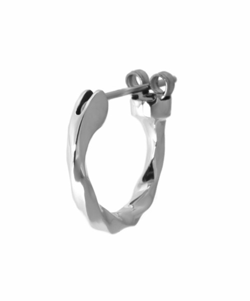 LION HEART（ライオンハート）の「“for Gift”クロッシングピアス（ツイスト）/シルバー925【LION HEART / ライオンハート】（ピアス（片耳用）・メンズ・シルバー系その他3/ブラック系その他3/ブラック系その他2/シルバー系その他2/ブラック系その他/シルバー系その他・L/M/S）」の13枚目の写真