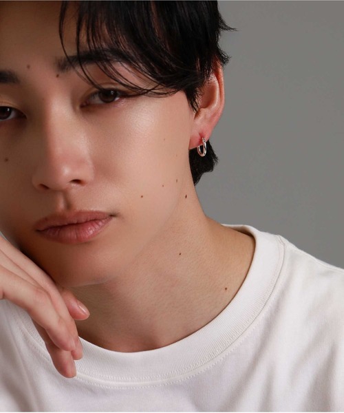 LION HEART（ライオンハート）の「“for Gift”クロッシングピアス（ツイスト）/シルバー925【LION HEART / ライオンハート】（ピアス（片耳用）・メンズ・シルバー系その他3/ブラック系その他3/ブラック系その他2/シルバー系その他2/ブラック系その他/シルバー系その他・L/M/S）」の14枚目の写真