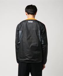 プーマ PUMA ジュビロ磐田 ナイロンパーカー ジャケット ピステ PUMA（プーマ）の「FTBLNXT ラインドピステトップ（ナイロン